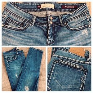 Fit / skinny jeans by VIGOSS Collection